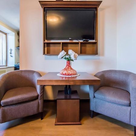 Two-Room Apartments On Maidan Nezavisimosti キエフ エクステリア 写真
