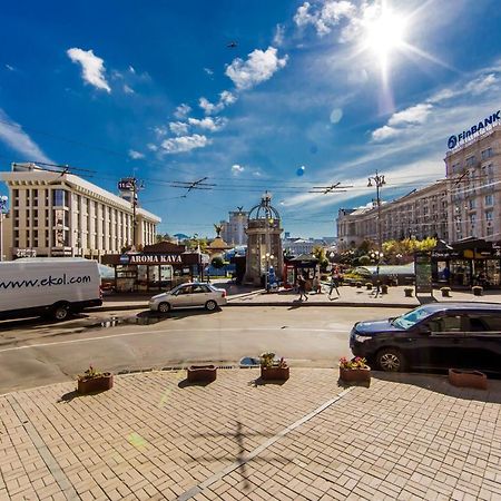Two-Room Apartments On Maidan Nezavisimosti キエフ エクステリア 写真