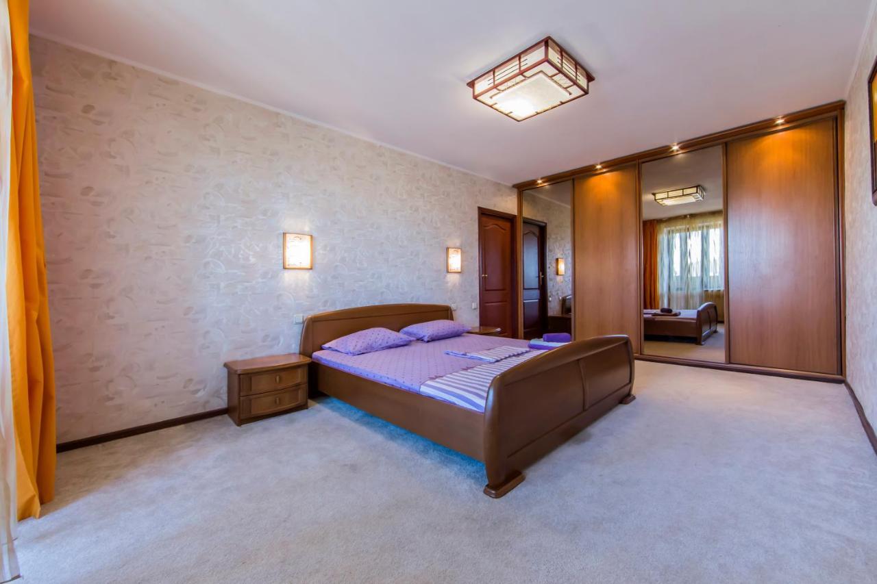 Two-Room Apartments On Maidan Nezavisimosti キエフ エクステリア 写真